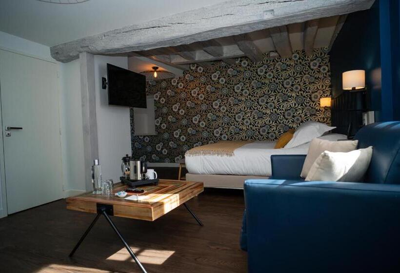 סוויטת ג'וניור עם טרסה, Auberge De La Caillère
