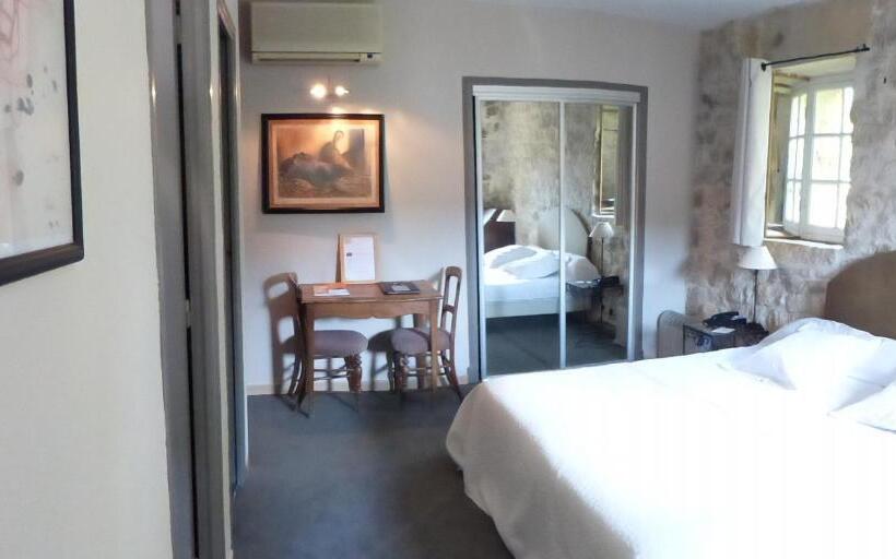 Классический Номер, Château D Arpaillargues   Teritoria