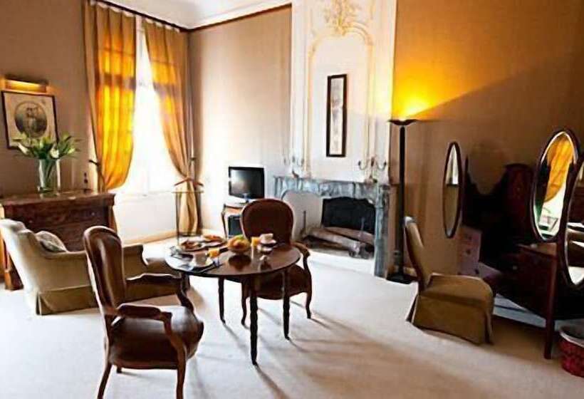 Люкс, Château D Arpaillargues   Teritoria
