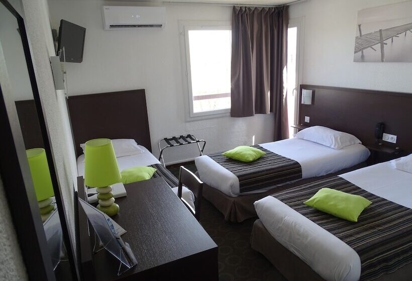 Семейный Номер, Brit Hotel Opal Centre Port