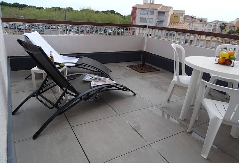 Трехместный Номер Superior, Brit Hotel Opal Centre Port