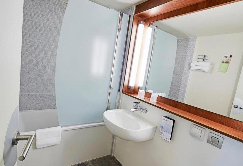 Номер Стандарт, Campanile Aixlesbains