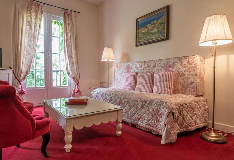 디럭스 주니어 스위트, Domaine D Auriac  Relais & Chateaux