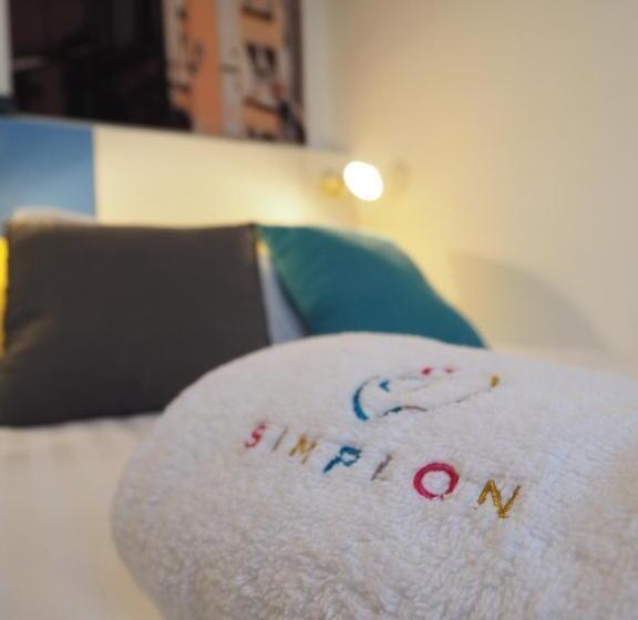 اتاق استاندارد چهار تخته, Du Simplon