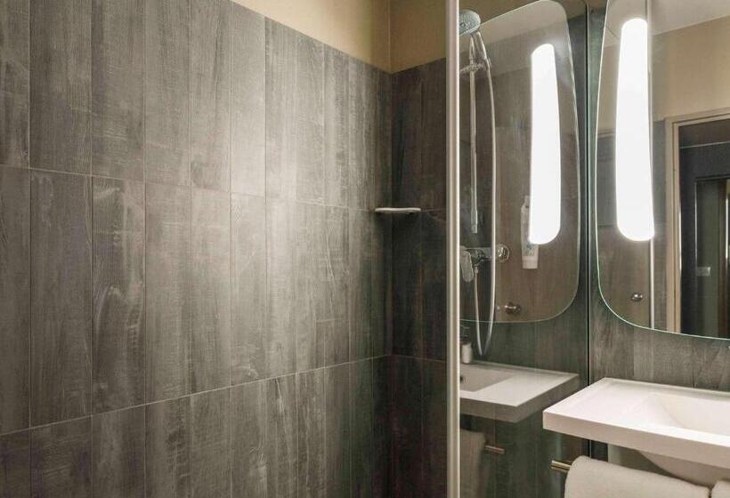 Номер Стандарт, Ibis Colmar Est   Hotel Restaurant En Alsace