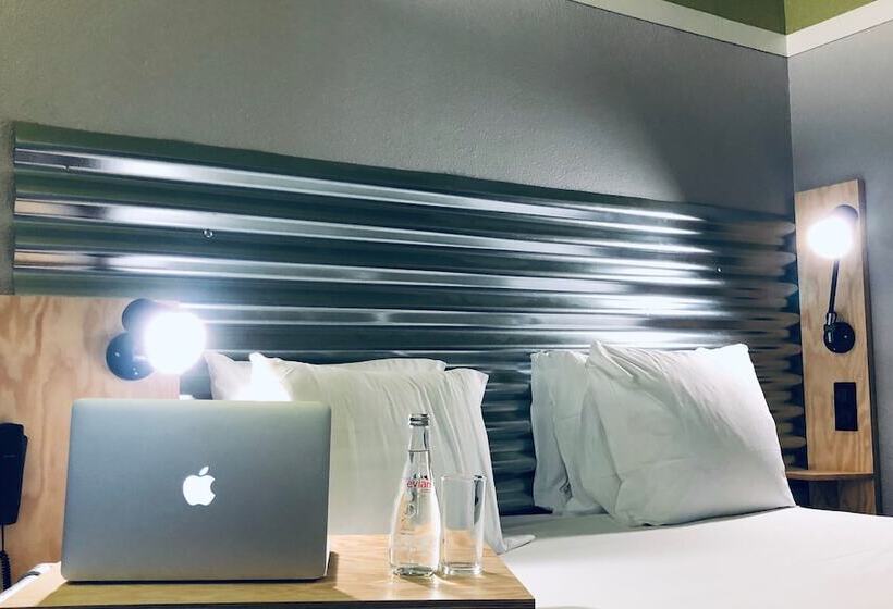 Номер Стандарт, Ibis Styles Bobigny Centre Préfecture