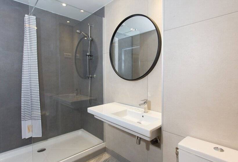 Номер Стандарт Трехместный, Villa Saint Exupery Beach Hostel