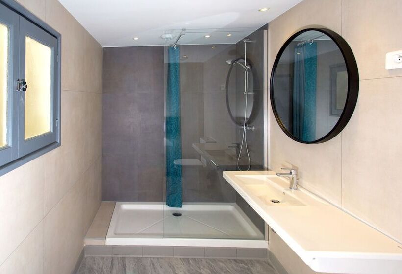 Четырехместный Номер Стандарт, Villa Saint Exupery Beach Hostel