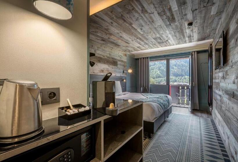 Номер Стандартный с Видом, Chalet Hôtel Le Prieuré & Spa