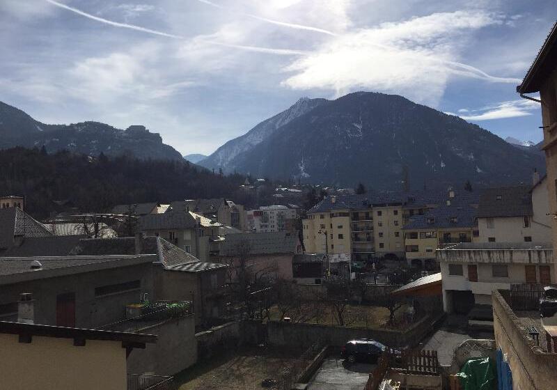 Номер Стандарт, Montbrison