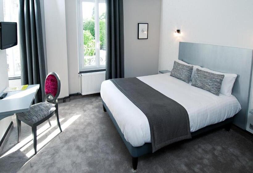 Номер Стандарт, Logis Hotel Restaurant Nougier