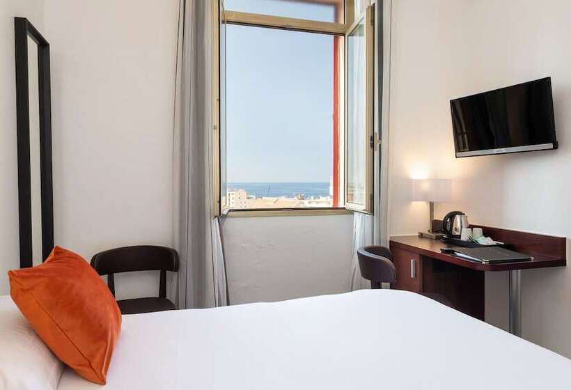 اتاق سوپریور با چشم‌انداز دریا, The Originals Boutique, Hôtel Des Orangers, Cannes