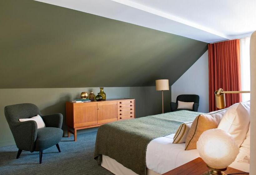 Люкс, Auberge Du Pere Bise  Jean Sulpice