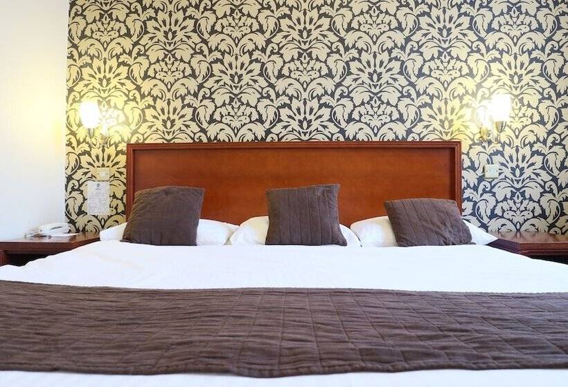 Семейный Номер, Best Western Queens