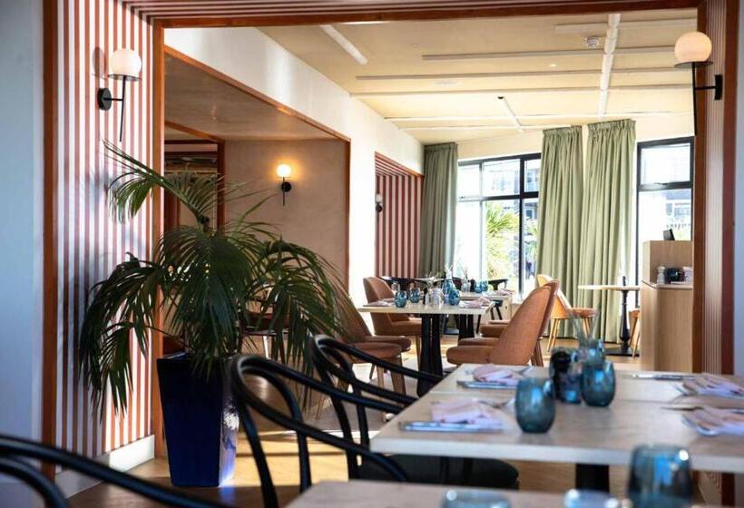 套房, The Relais Cooden Beach