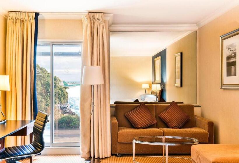 Номер Executive, Sheraton Skyline Hotel London Heathrow