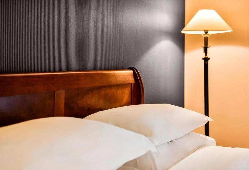 Классический Номер, Sheraton Skyline Hotel London Heathrow