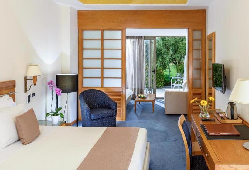 行政家庭房, Alexander Beach Hotel & Spa