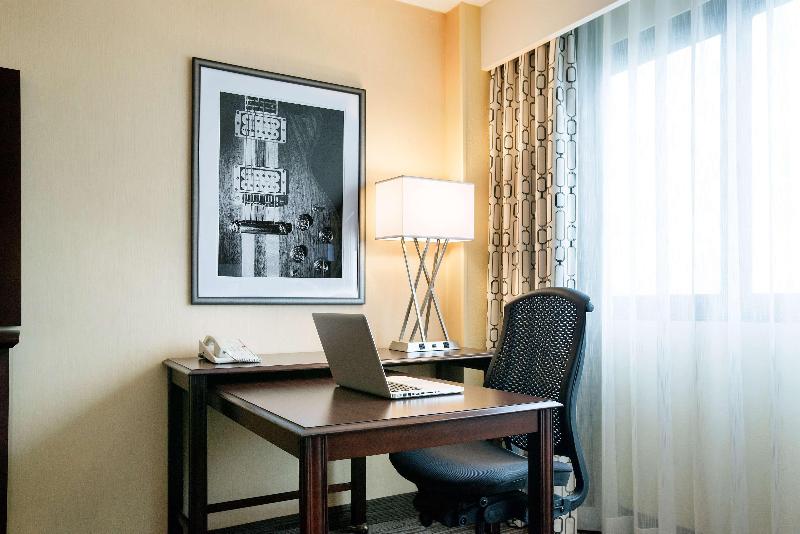 Стандартный Номер Кровать Кинг, Claridge S, Maybourne Hotel Collection