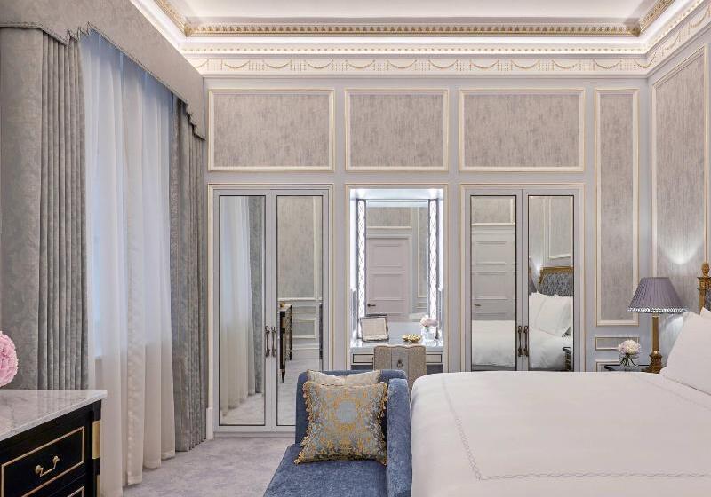 Стандартный Номер Кровать Кинг, Claridge S, Maybourne Hotel Collection