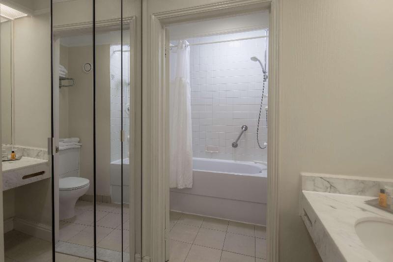 标准间, Hilton Leicester