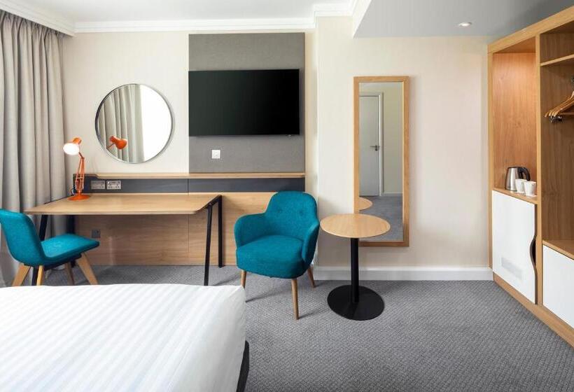Номер Стандарт Адаптированный для Инвалидов, Holiday Inn High Wycombe M40, Jct.4, An Ihg