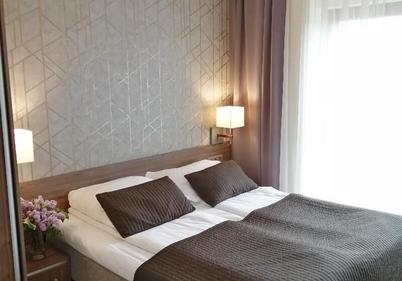Номер Стандарт, Holiday Inn High Wycombe M40, Jct.4, An Ihg