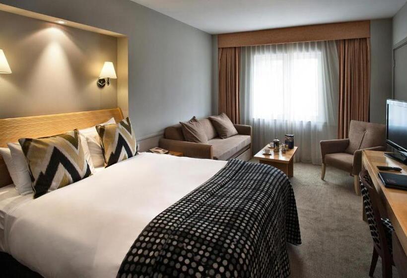 Номер Престиж, Mercure London Stainesuponthames