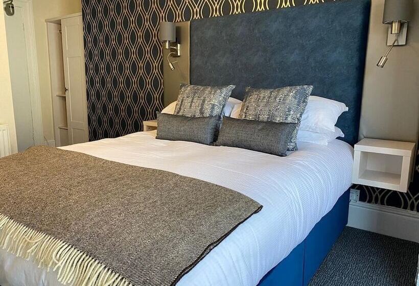 标准间, Royal Sportsman