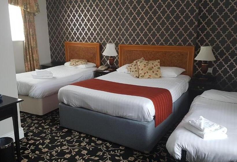 Семейный Номер, Stone House Hotel ‘a Bespoke Hotel’