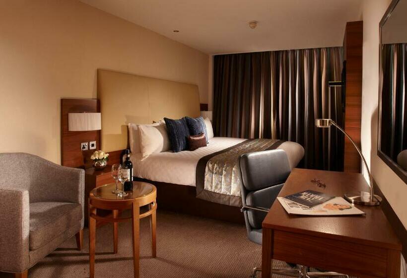 Номер Deluxe Кровать Кинг, Thistle London Trafalgar Square