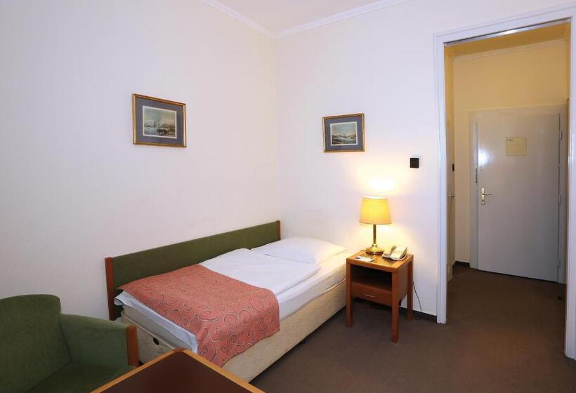 Номер Стандарт Индивидуальный, Danubius Hotel Raba
