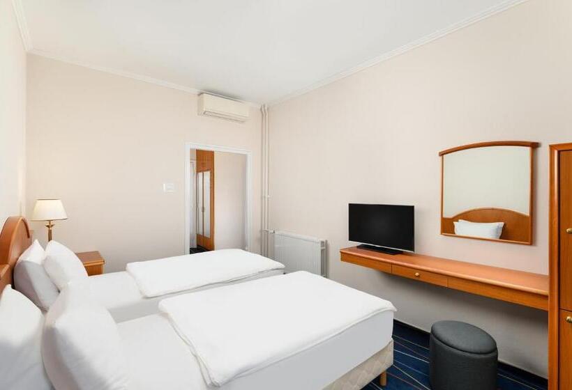 Номер Стандарт, Danubius Hotel Raba