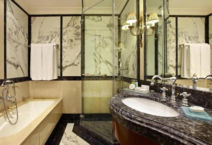 اتاق کلاسیک با تخت دونفره, Grande Bretagne, A Luxury Collection Hotel, Athens