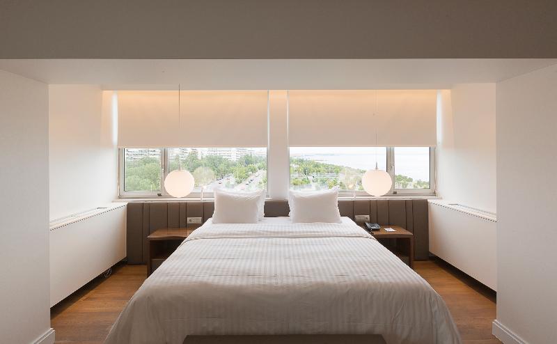 シティビュージュニアスイート, Makedonia Palace