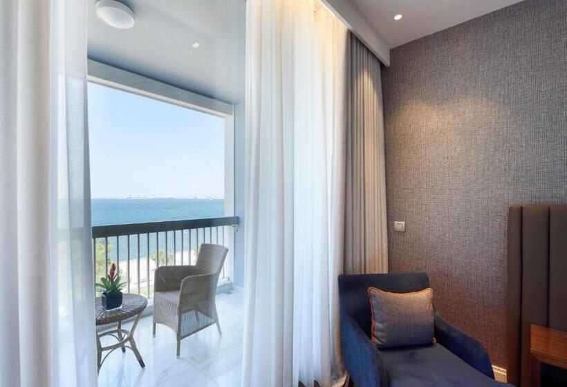 オーシャンビューデラックススイート, Makedonia Palace