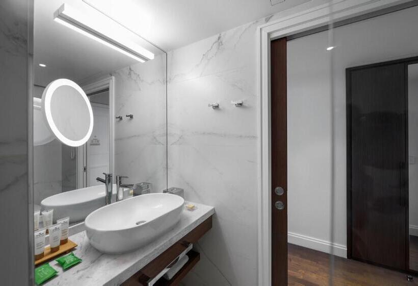 海の見えるエクゼクティブルーム, Makedonia Palace