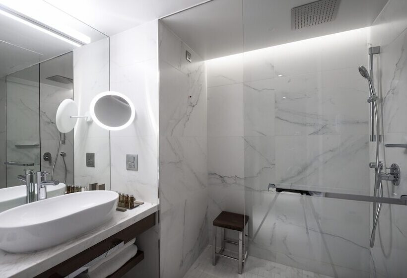オーシャンビューデラックススイート, Makedonia Palace