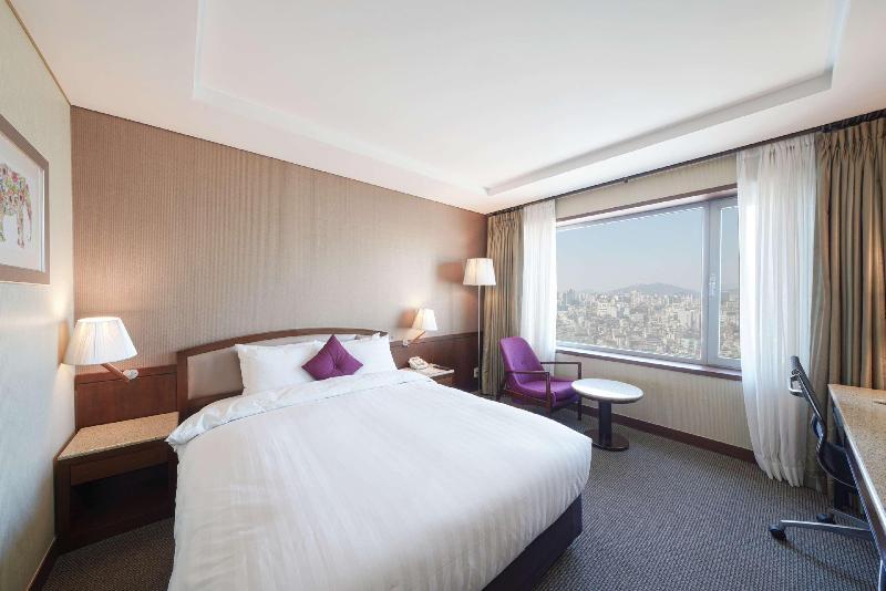 シティビュープレミアムルーム, Makedonia Palace