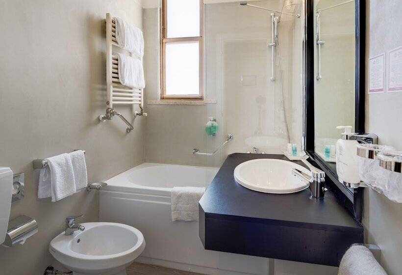 اتاق خانوادگی, Best Western Plus Chc Florence