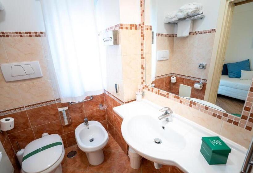 Standardzimmer mit Meerblick, Covo Dei Saraceni