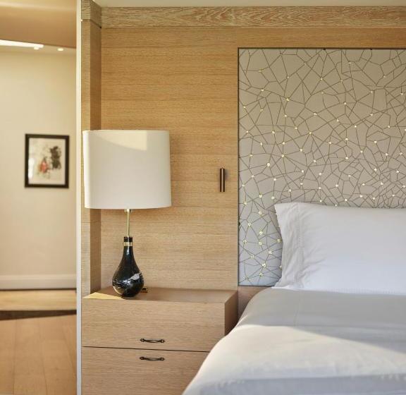 سوییت سوپریور, Eden  Dorchester Collection