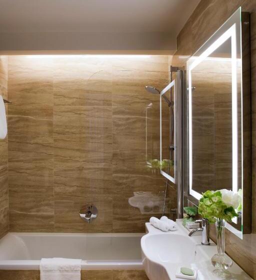 اتاق سوپریور با چشم‌انداز, Starhotels Terminus