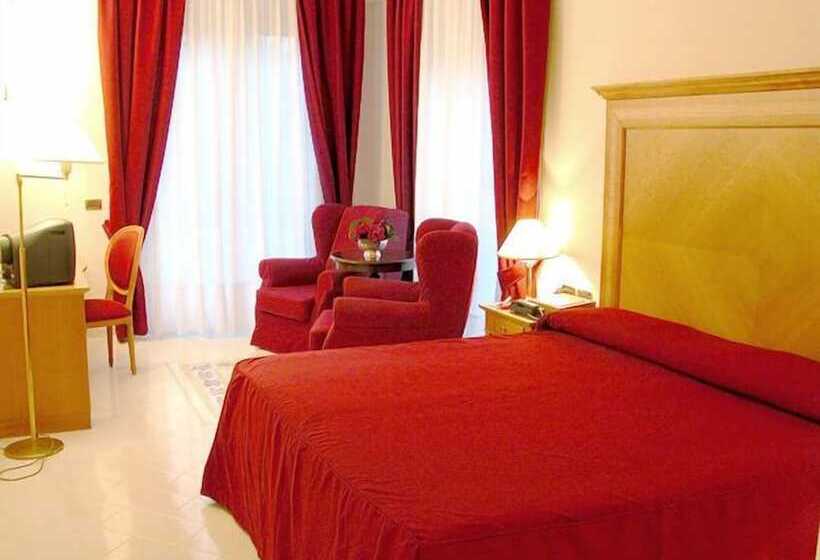 Oldal Tengerre Néző Junior Suite, Continental