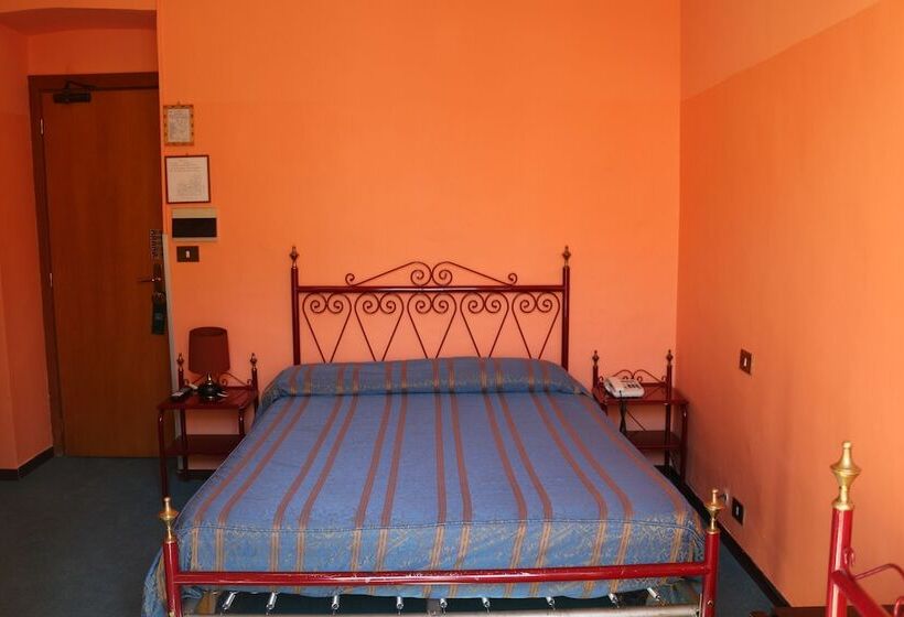 اتاق استاندارد, Italia