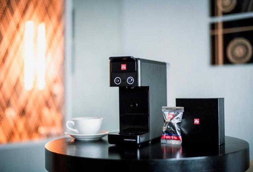 Королевский Люкс, Ana Crowne Plaza Kanazawa, An Ihg