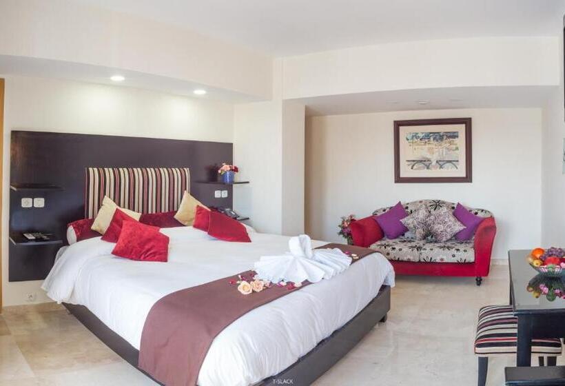 חדר משפחתי, Hôtel Tanjah Flandria
