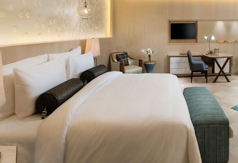 سوییت جونیور, Kempinski Summerland Hotel & Resort Beirut