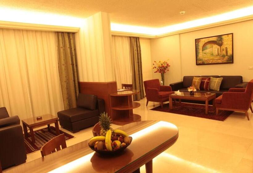 سوئیت با تخت بزرگ, King Suites