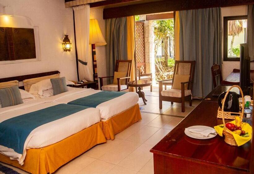 اتاق خانوادگی, Serena Beach Resort & Spa